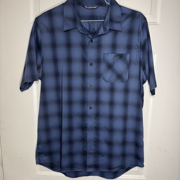 Travis Mathew Blue Black Plaid Nylon Stretch Casual Button Up Shirt Men’s Large - Picture 1 of 8